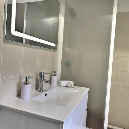 Le Turenne - Confort Et Elegance - Mon Groom Appartement Troyes